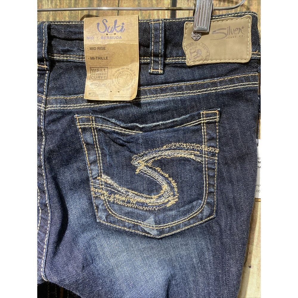 Womens SILVER Jeans Suki Mid Rise Bermuda Blue Denim Thick Stitch Sz W34